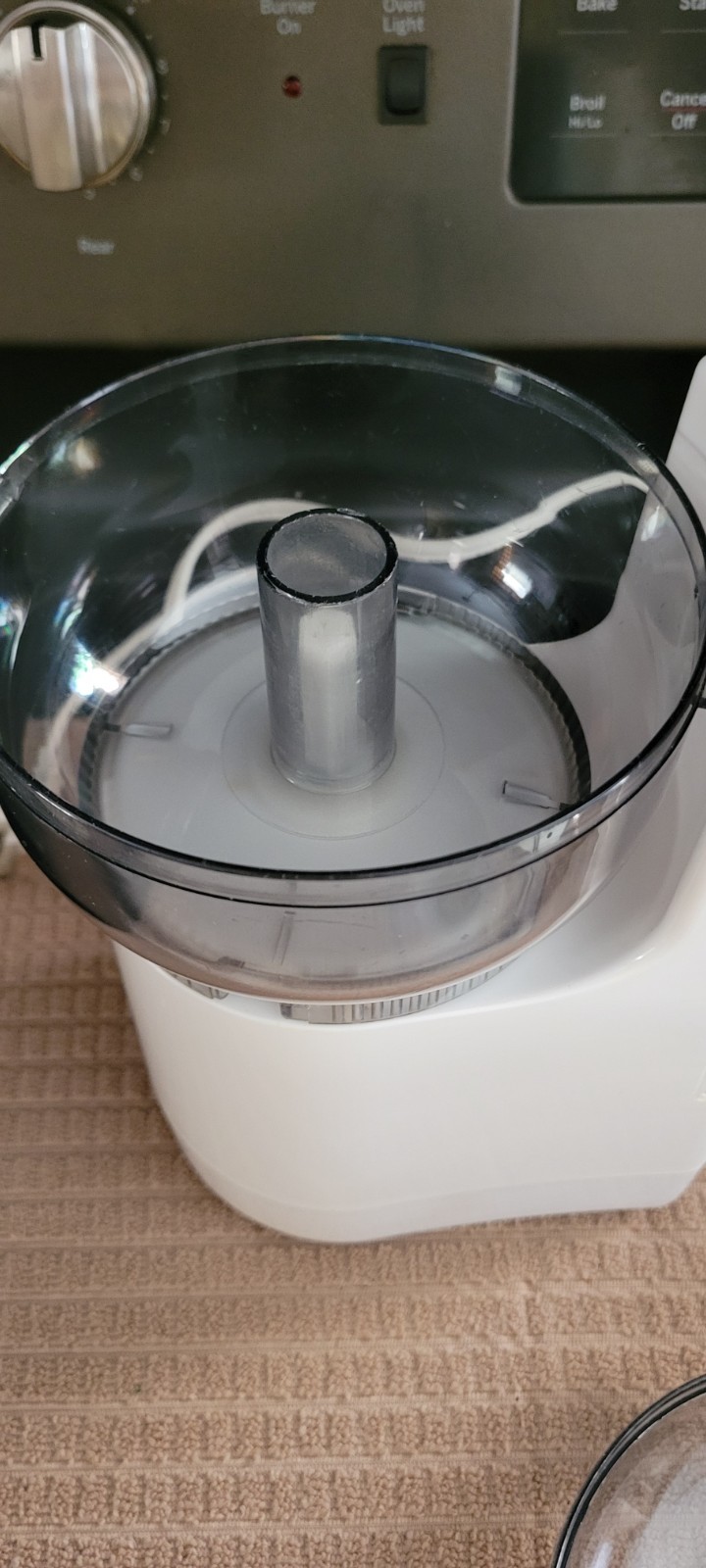 Sunbeam Oskar Food Processor 4817 Work Bowl Lid Chopper Chute Blade BOX Recipes