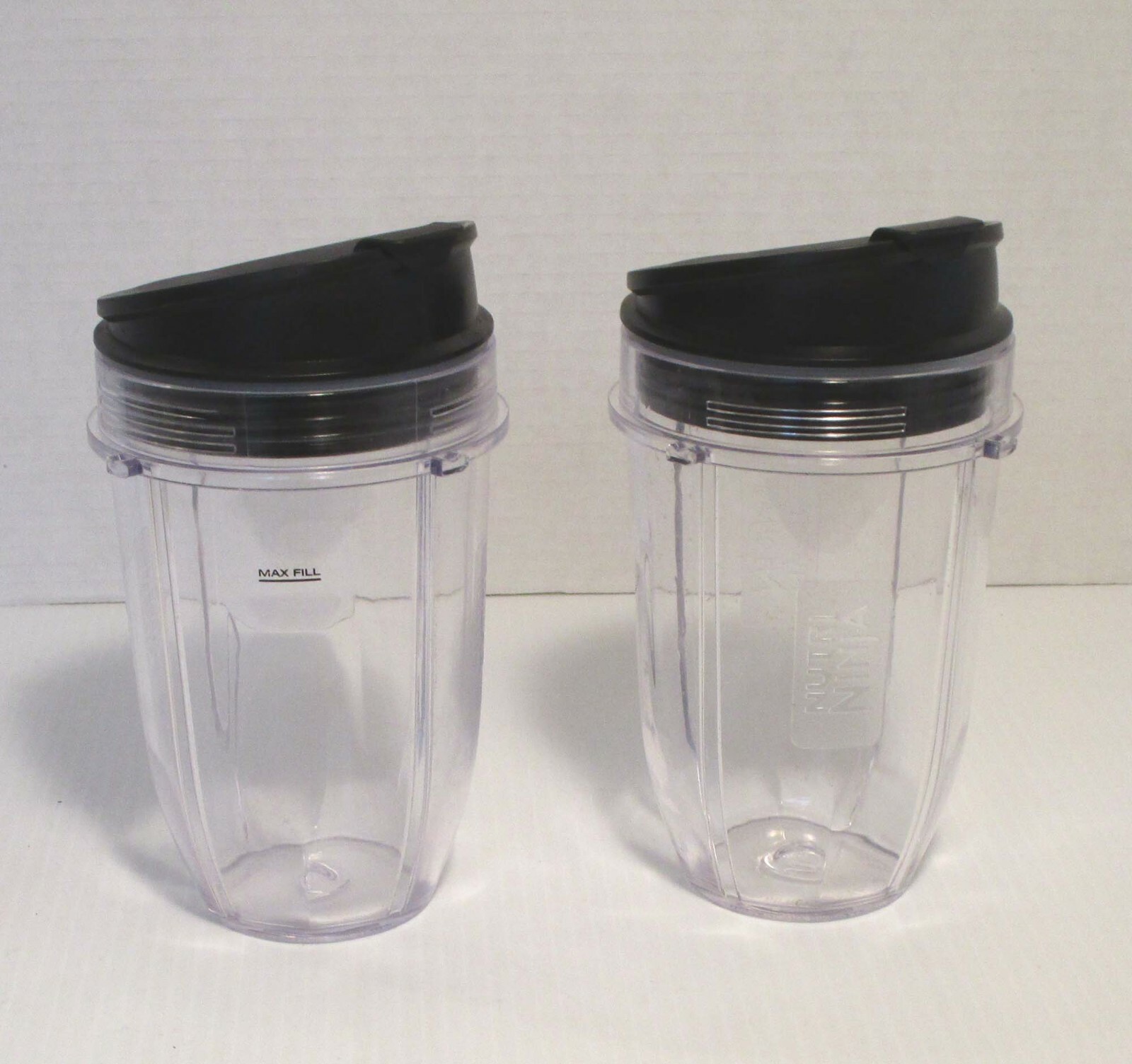 Lot de 2 Nutri Ninja 18oz Serving Cup With TO-Go Lids for BL480