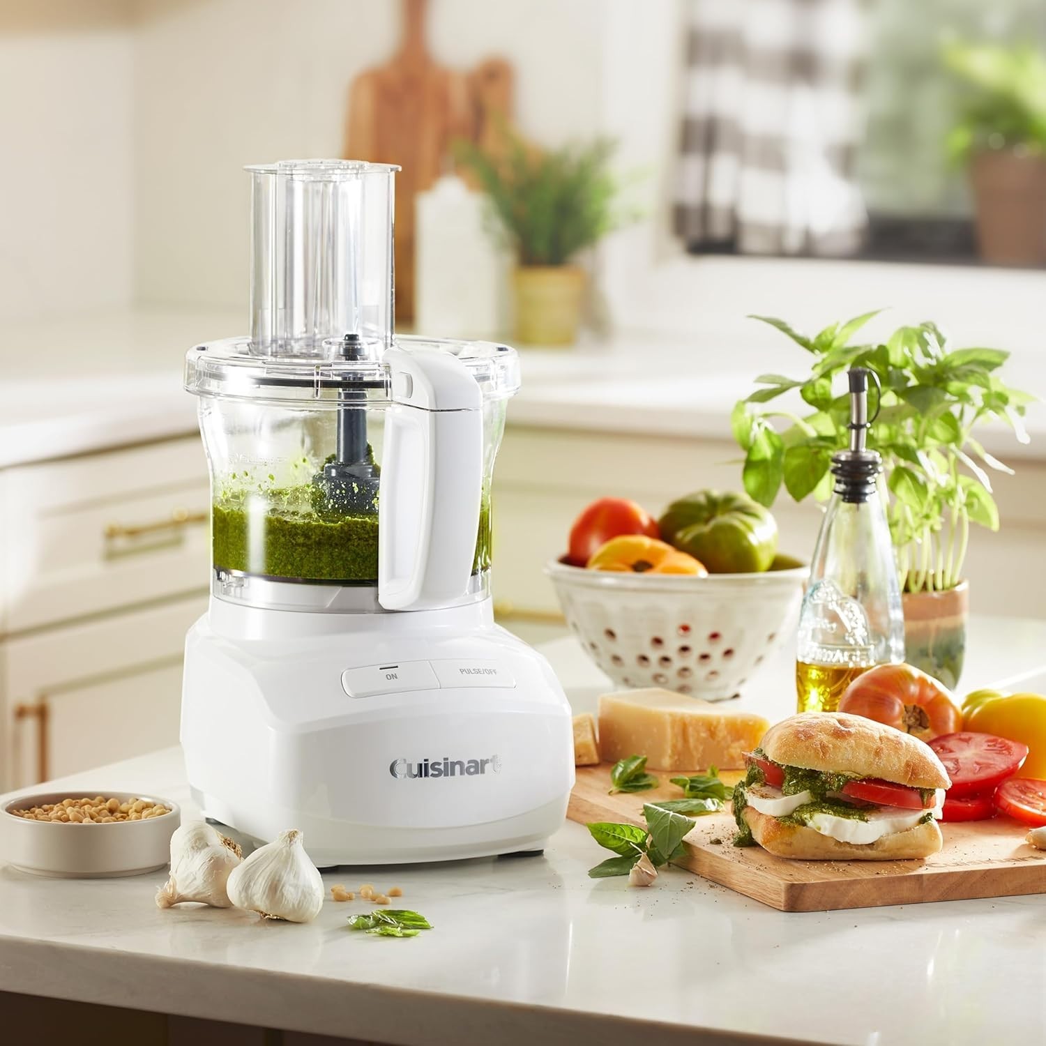 Cuisinart 7 Cup Food Processor White Cups 600W Core FP-7 Shredder Chops