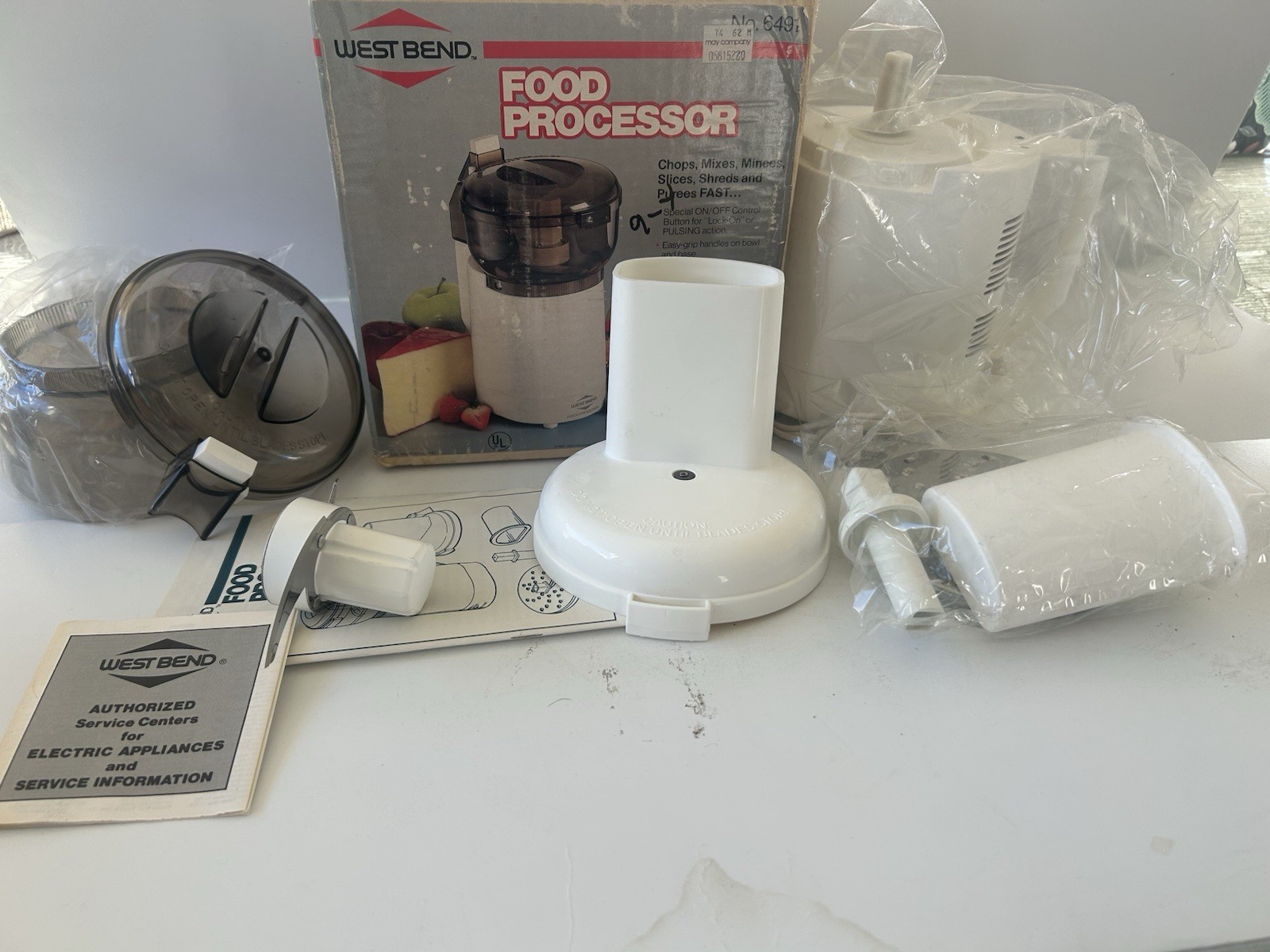 Vintage West Bend Small Food Processor No. 6491 Open Box