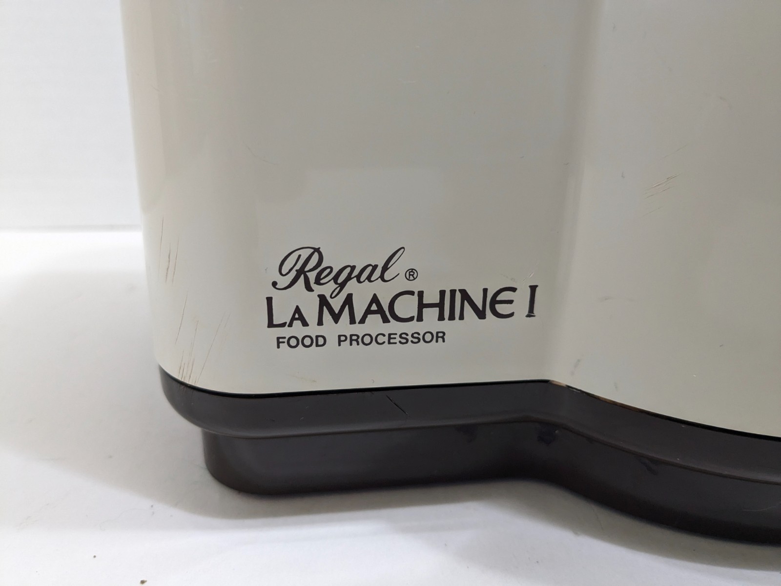 Regal La Machine 1 Full Size Food Processor Model V813 White Made in USA Tested