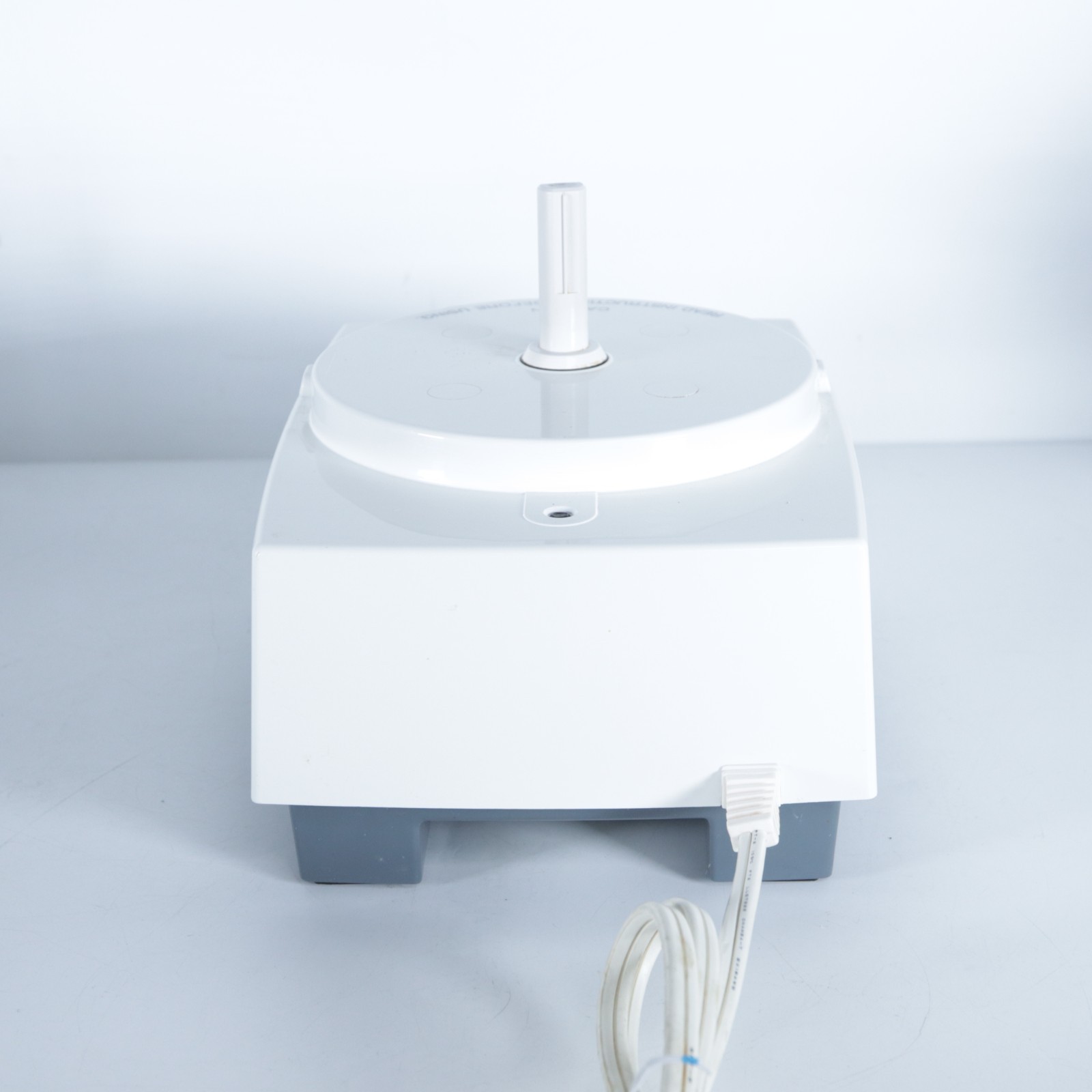 Cuisinart Pro Custom 11 Motor BASE ONLY White Food Processor DLC-8M Working