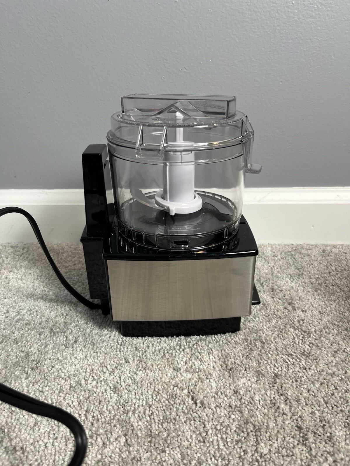 Cuisinart Mini-Prep 2.6-Cup Food Processor, Black/Stainless – DLC-1SSFR