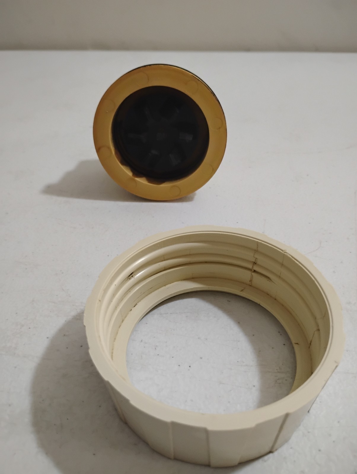 GE General Electric Food Processor D5FP1-4200 D1FP1 D1FP2 Stem Gear Shaft Nut
