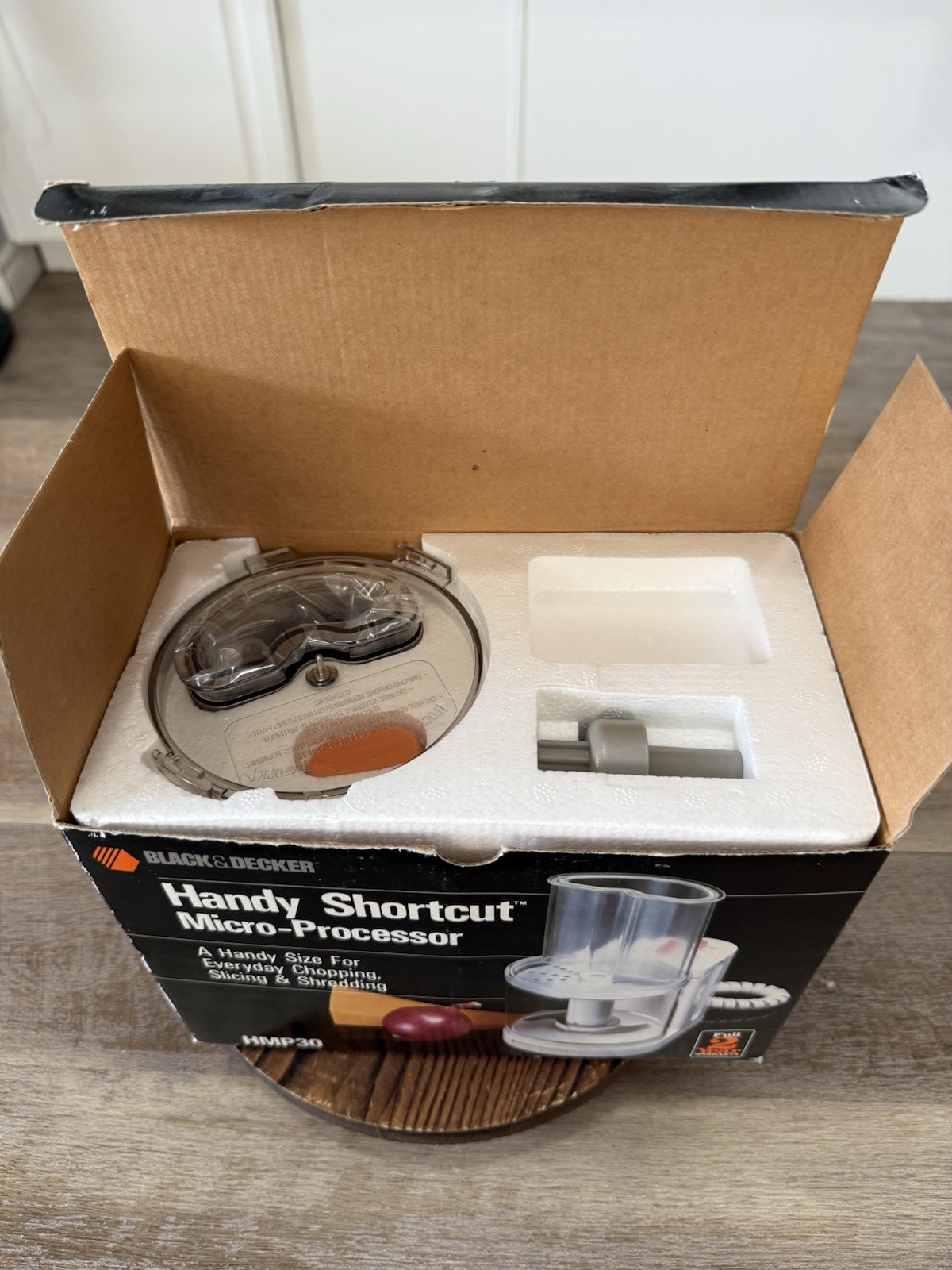 Black & Decker ~ HMP30 ~ Handy Shortcut Micro-Processor ~Slicer, Mincer, Grater