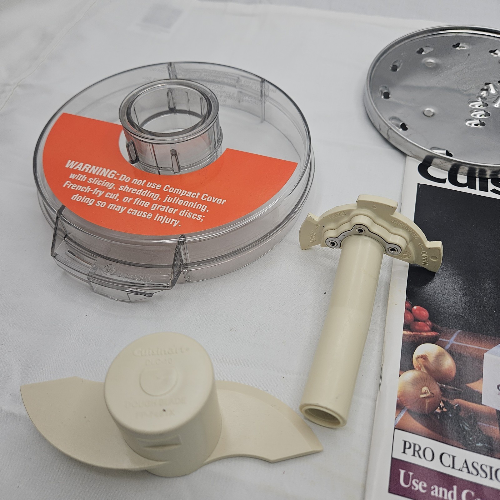 Cuisinart DLC-10S TX White Pro Classic 7-cup Bowl Food Processor Working Tested