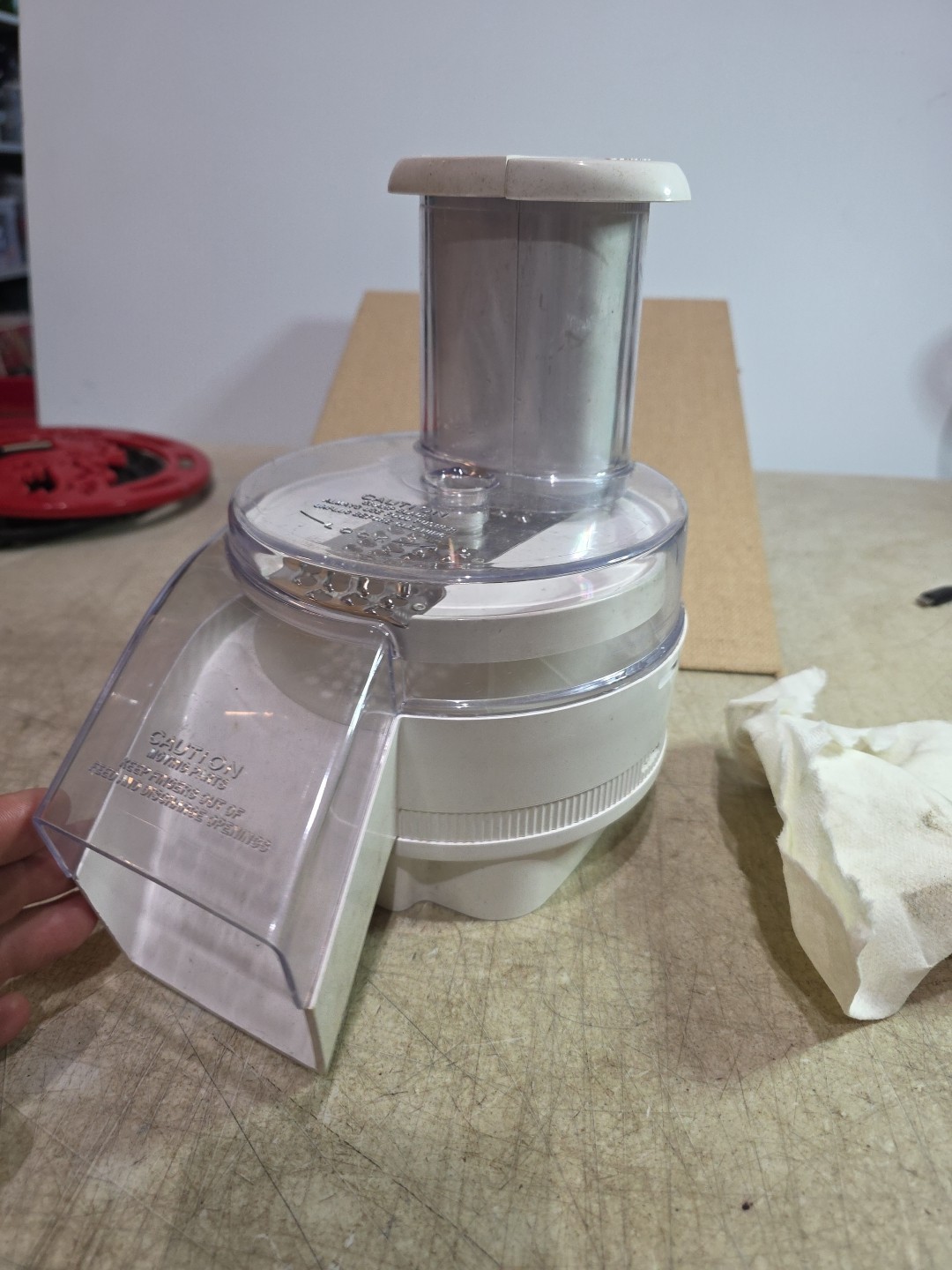 Oster Kitchen Center Food Processor Salad Shooter Attachment 957-38F Lid Pusher