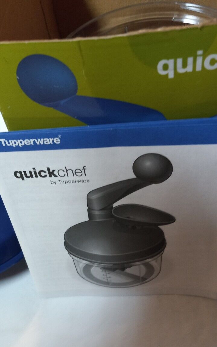 Tupperware Quick Chef manual food processor crank chopper mixer whisk w/ box