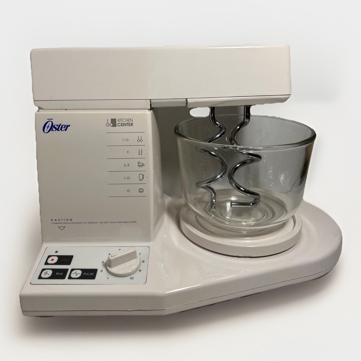Oster Designer Kitchen Center Mixer Doughmaker Food Processor 5550-08A Working
