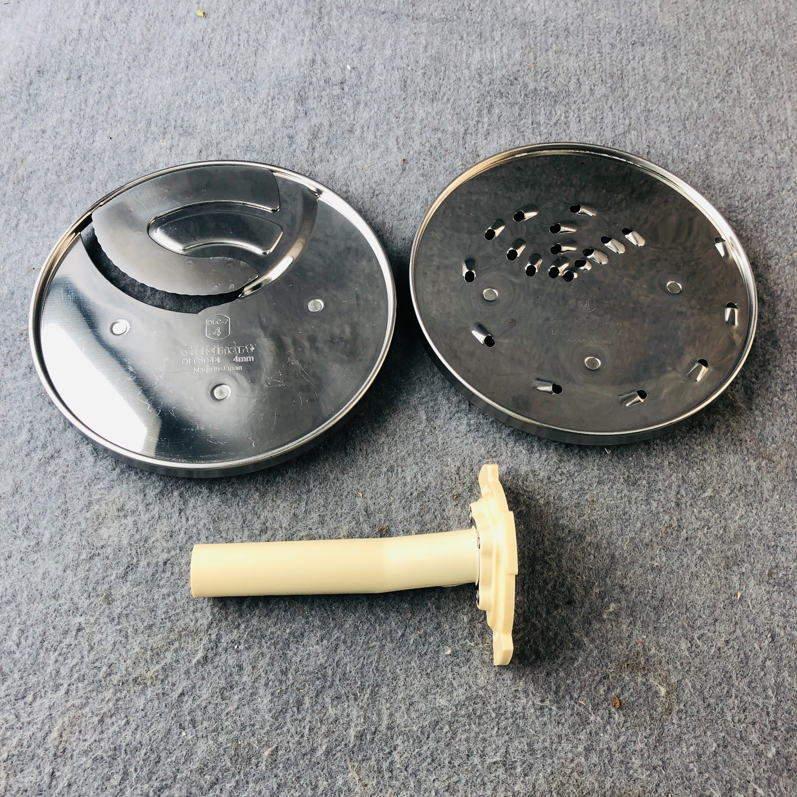 Cuisinart Pro Blades DLC-037 DLC-044 DLC-7 Stem Slicing Disc Holder Set