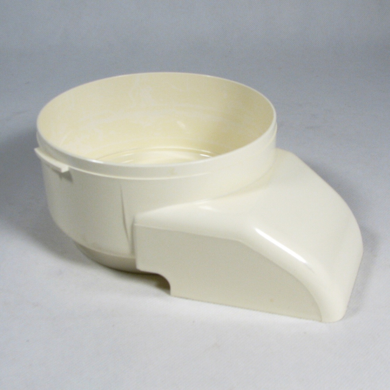 Sunbeam Oskar 14081 Food Processor Chute/Shoot Only Genuine Replacement Part VTG