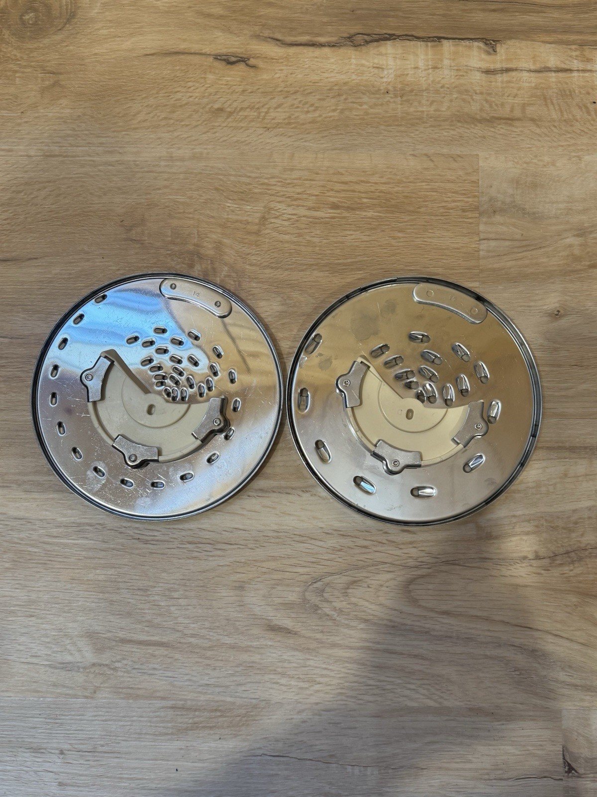 Cuisinart DLC-7 Food Processor Blades (2) – DLC-034 F, DLC-037TX Med.