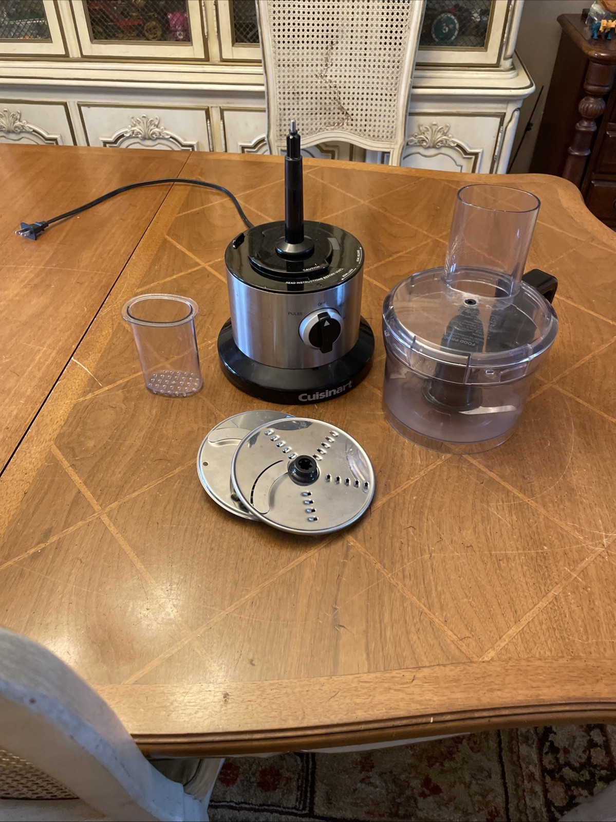 Cuisinart (DLC-6) 8-Cup Food Processor Stainless Steel Slice Shred Mix Chop