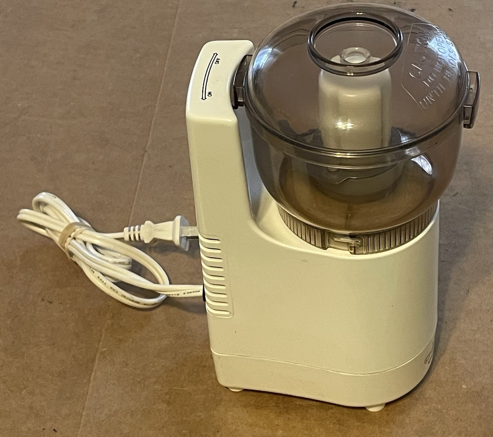 VINTAGE SUNBEAM OSKAR Jr. CHOPPER PLUS MODEL 14131 FOOD PROCESSOR