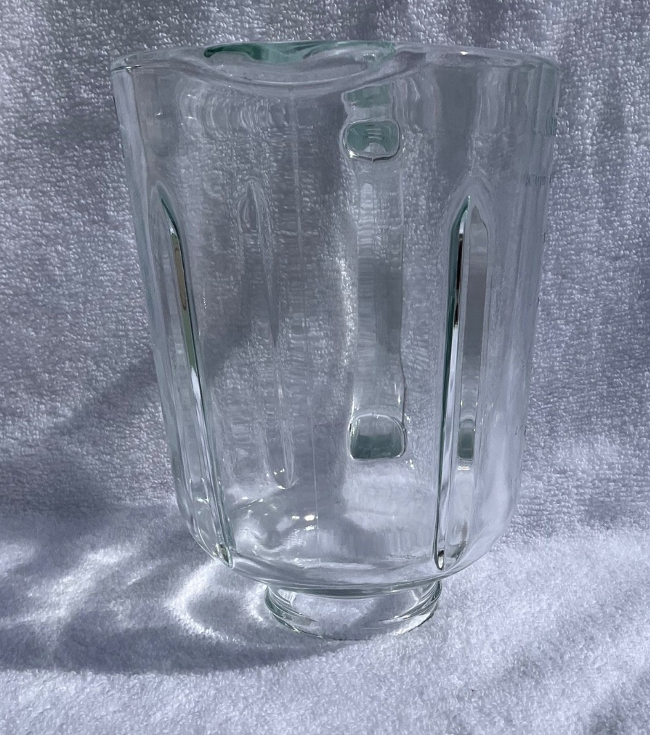 Cuisinart Glass Jar Pitcher 48-oz 6-cup Blender