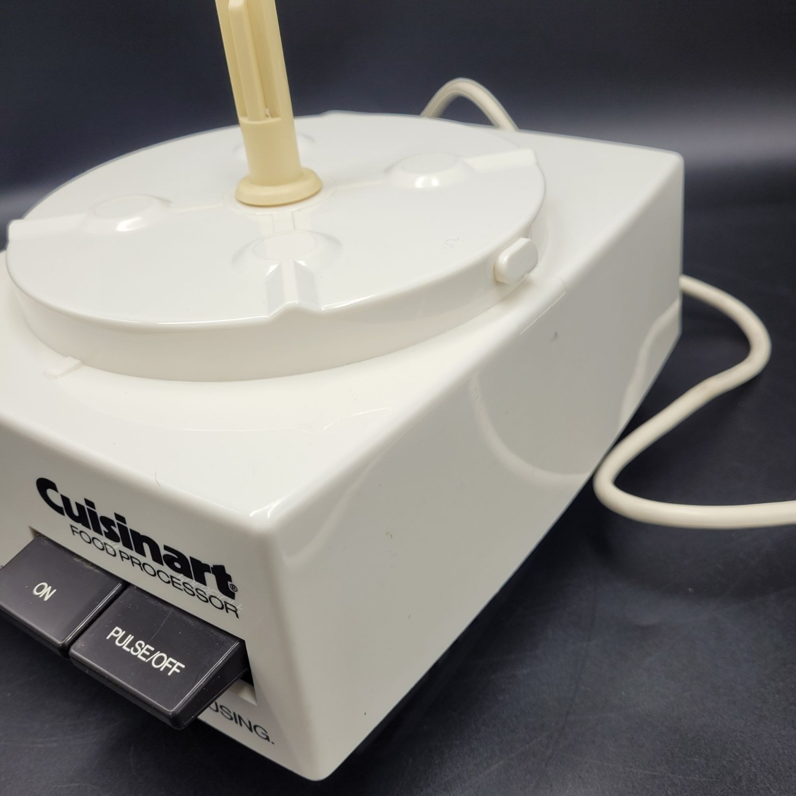 Cuisinart DLC-8F Food Processor Motor Base Only Excellent Working