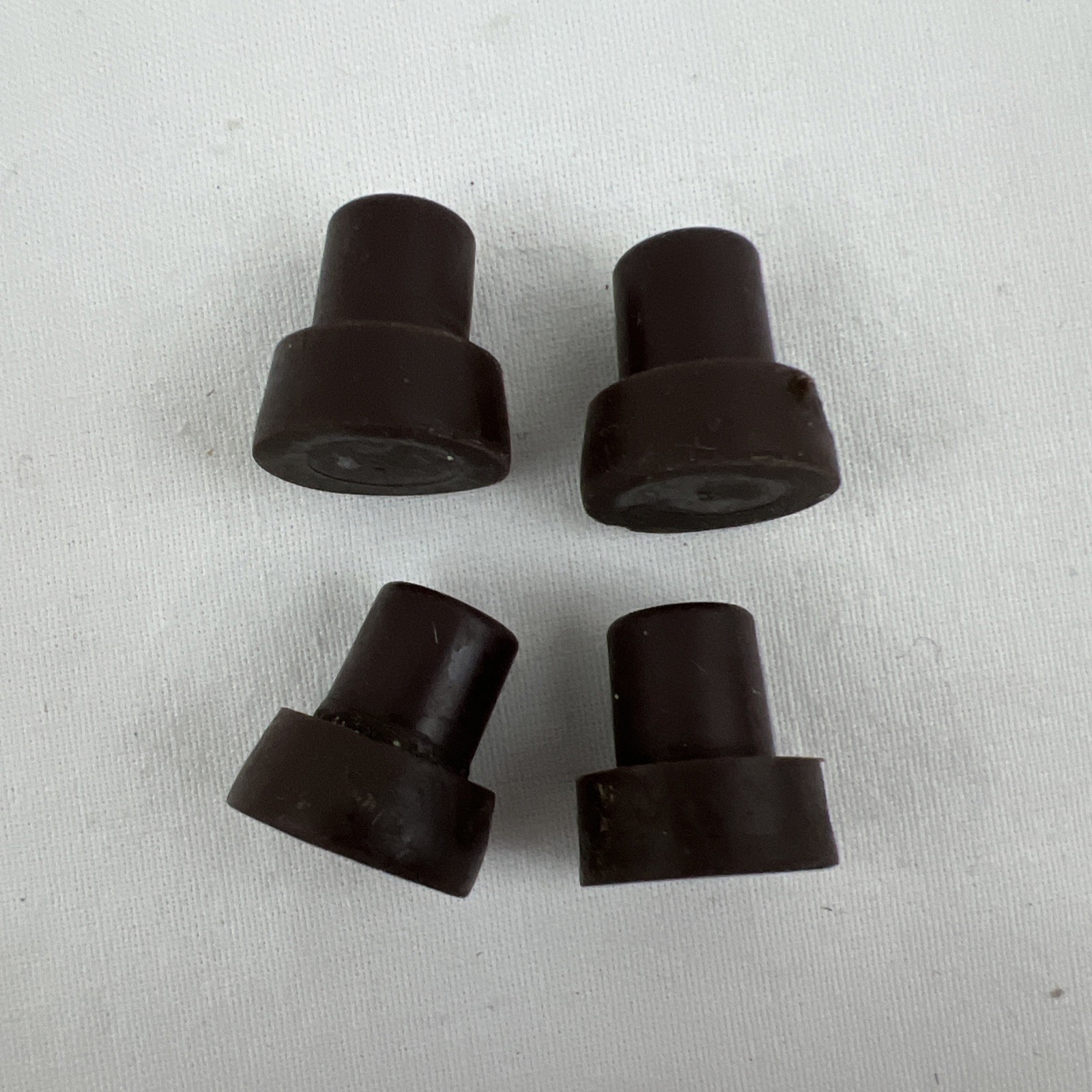 Replacement 4x Rubber Feet for Vintage General Electric Food Processor D1-4200