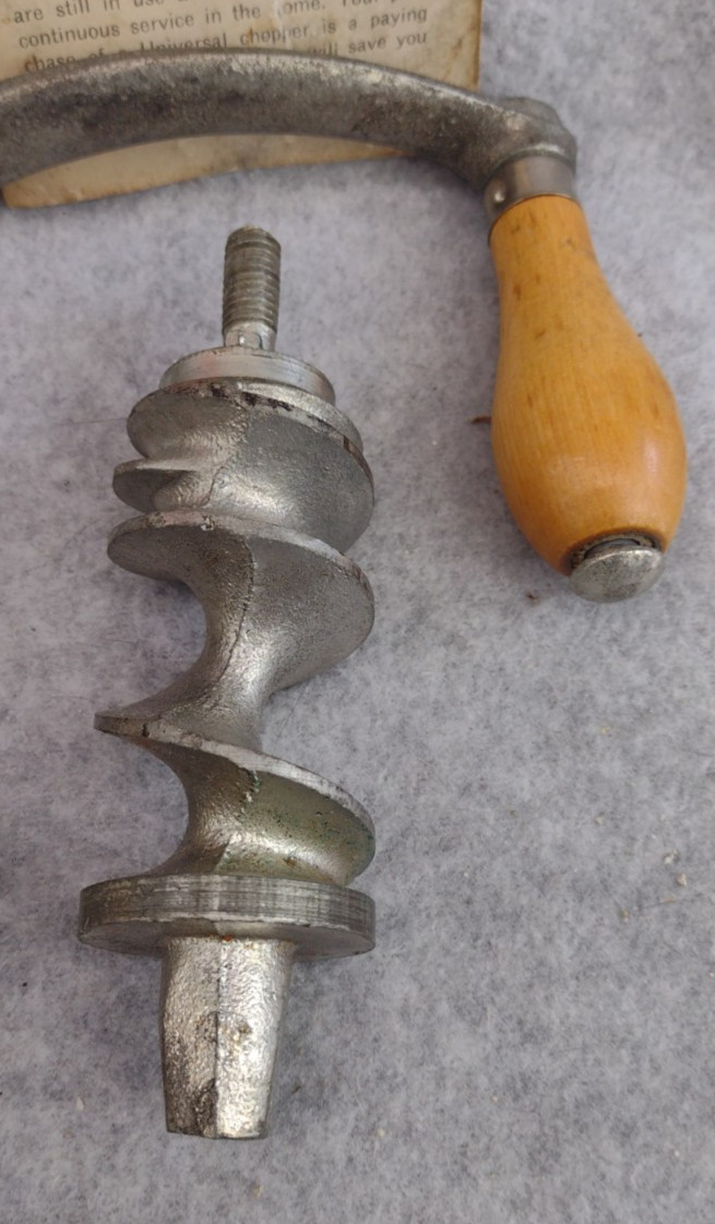 Vintage Universal Food & Meat Chopper Grinder No `1 Complete W/ Original Box