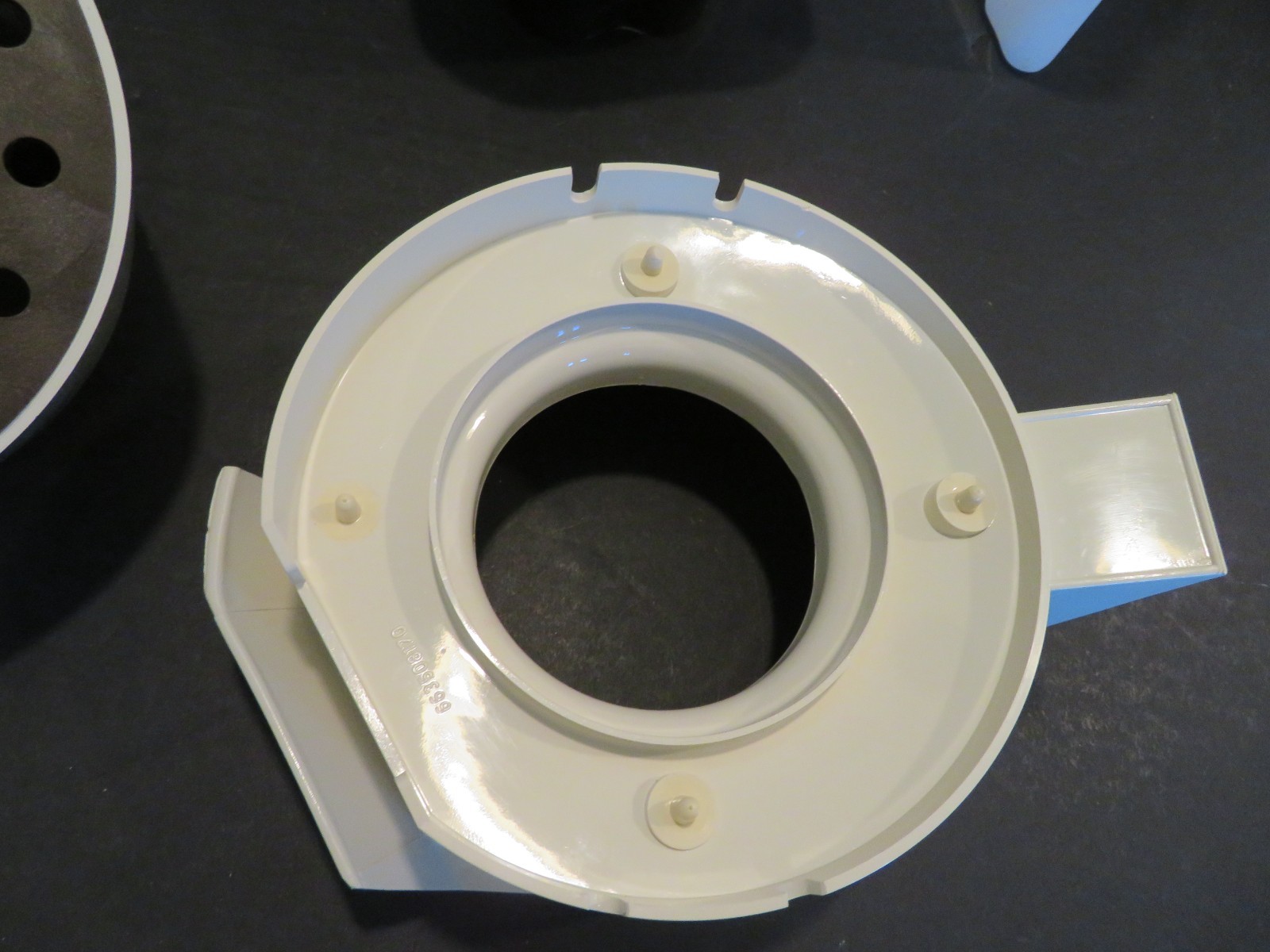 Bosch Centrifugal Juice Extractor Attachment for UM3 Universal Mixer