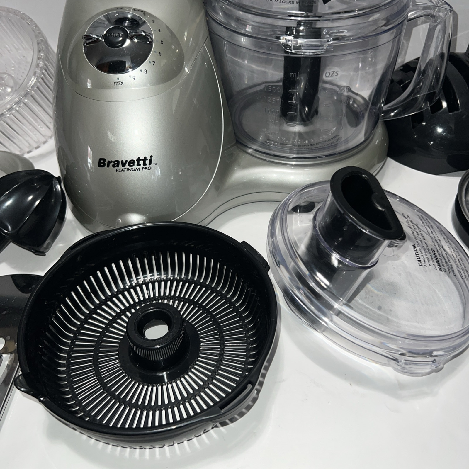 Bravetti Platinum Pro Food Processor Model EP90 Multiple Attachments W/Manuel