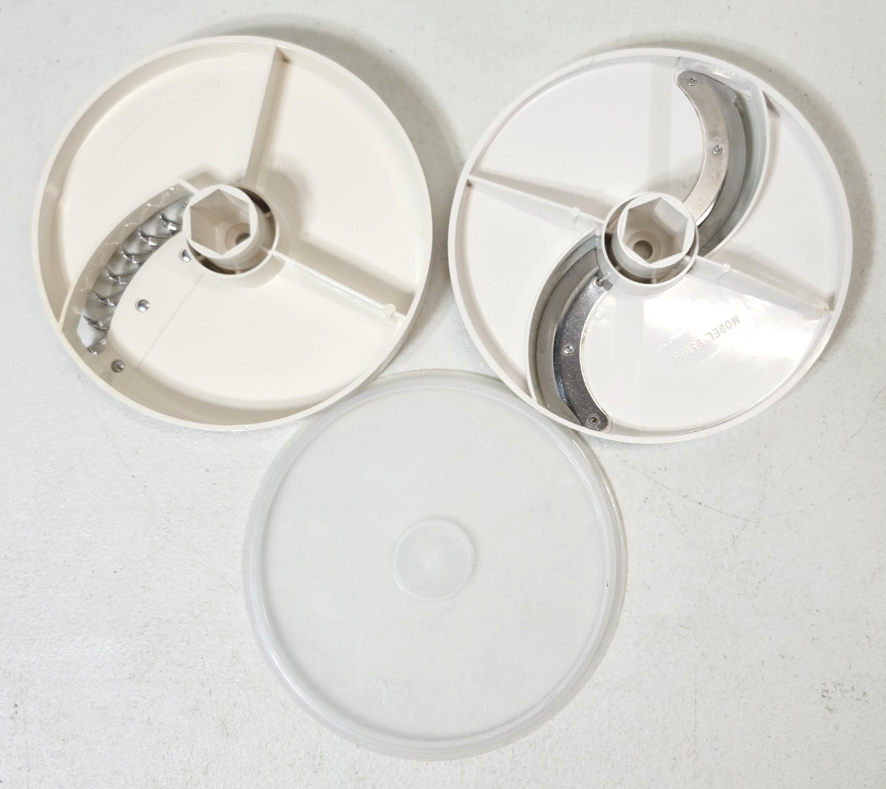 Oster Kitchen Center Shredding Disc 937-85 Disc 937-81
