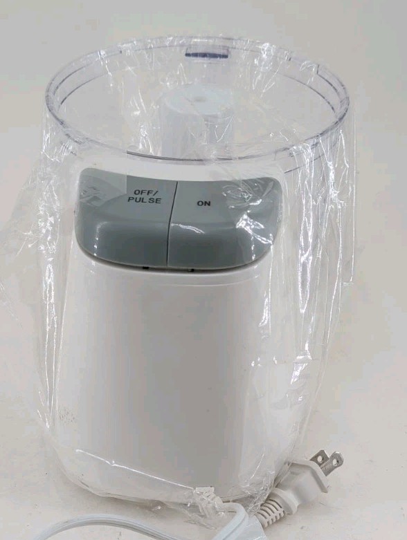 Durabrand 6 Cup Food Processor KLFP603 White New Open Box Slicing Shredding Disc