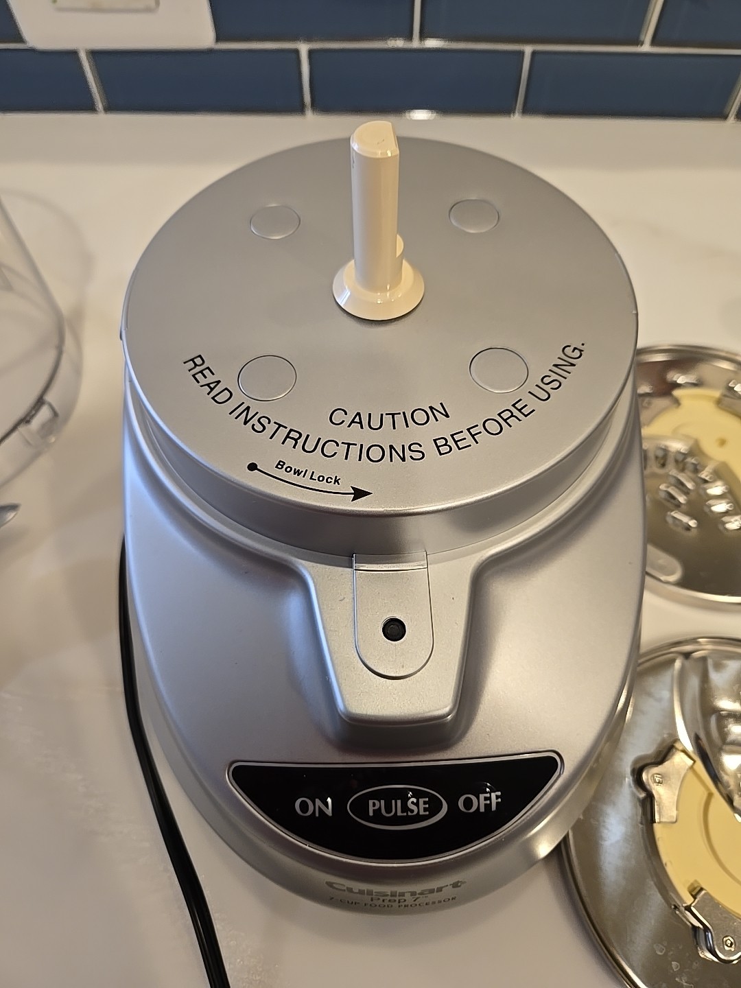 Cuisinart Prep 7 Cup Food Processor Gray DLC-2007N Works Great EUC with Manual