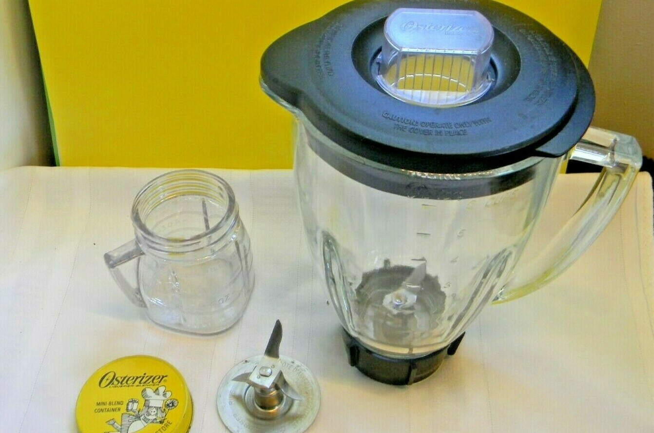 Oster Kitchen Center Wide Blender Glass 6 Cup, Mini Plastic Jar & Extra Blade