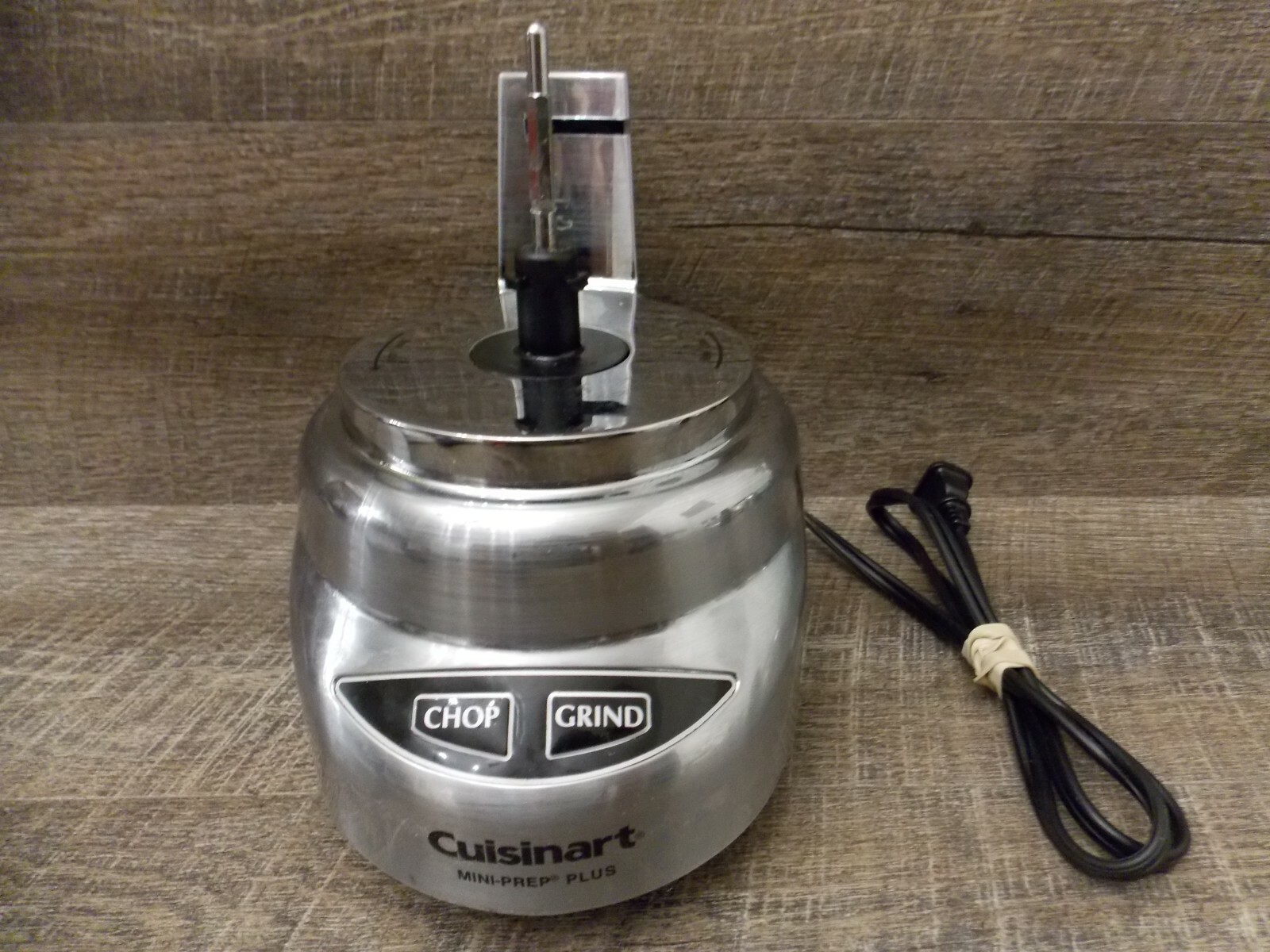 Cuisinart Mini-Prep Plus 4 Cup Food Processor DLC-4CHB Motor Base Only Tested!