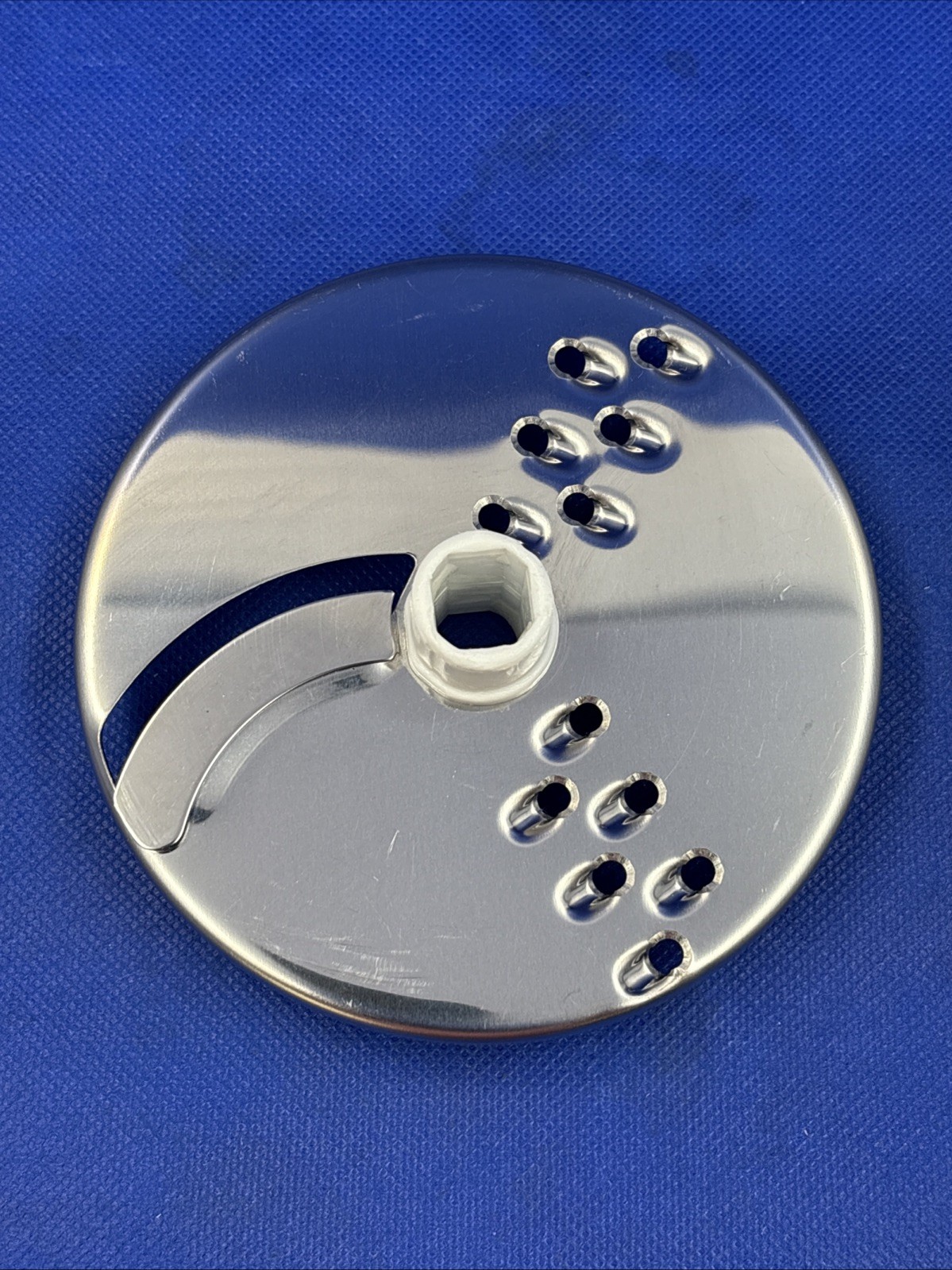 Cuisinart Slicing Shredding Disc Blade AFP-7 for SmartPower Duet BFP-610CH Parts
