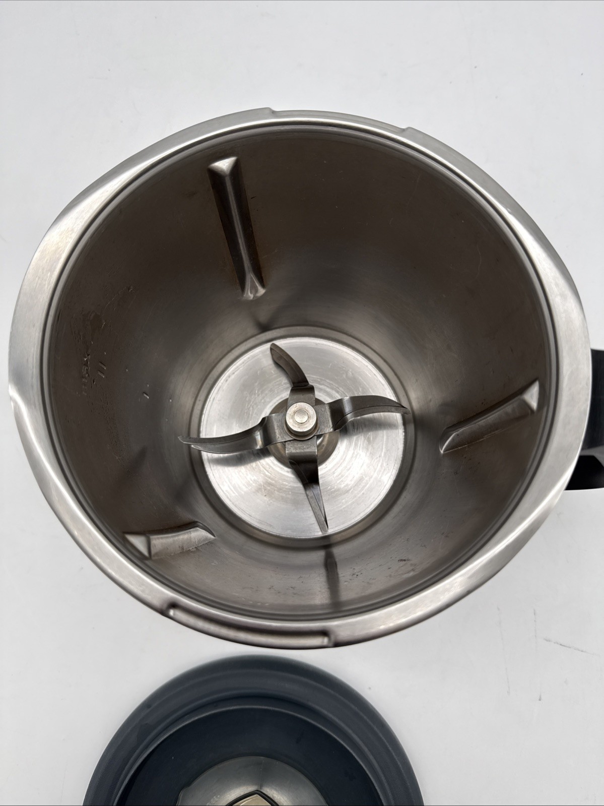 VORWERK Thermomix TM5 Mixing Bowl with Blade Kitchen Appliance Accessory