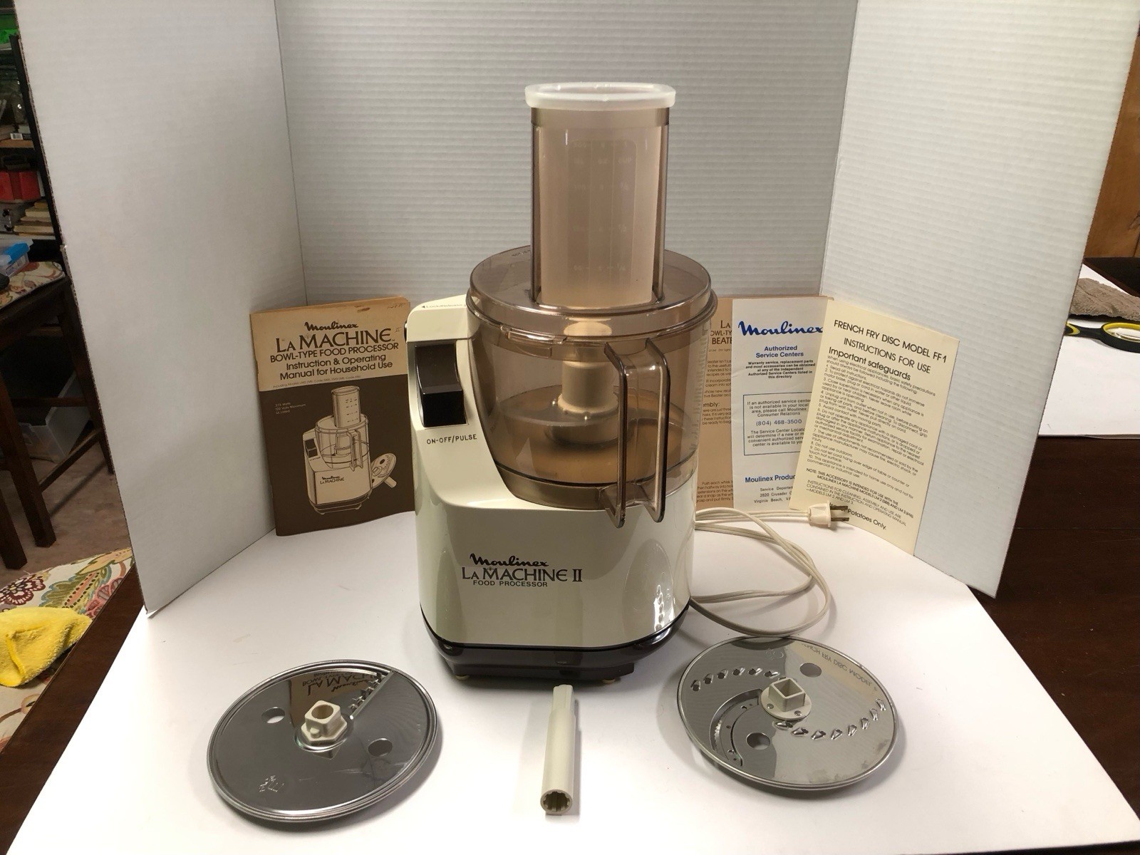 Vintage Moulinex La Machine II LM2 Food Processor – Clean and Working(See Video)