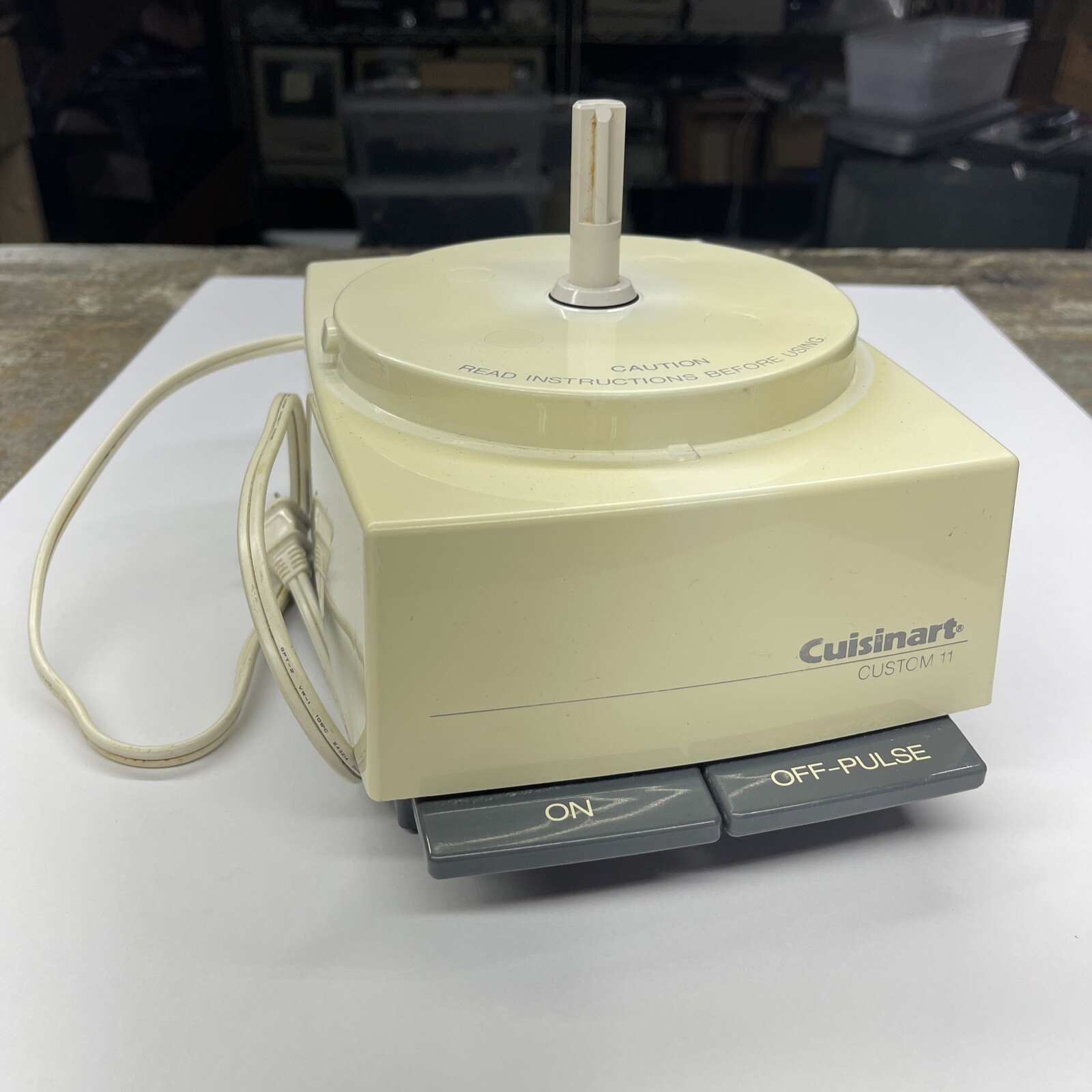 CUISINART DLC-8M Custom 11 Food Processor Motor Base Only MADE IN JAPAN Tested