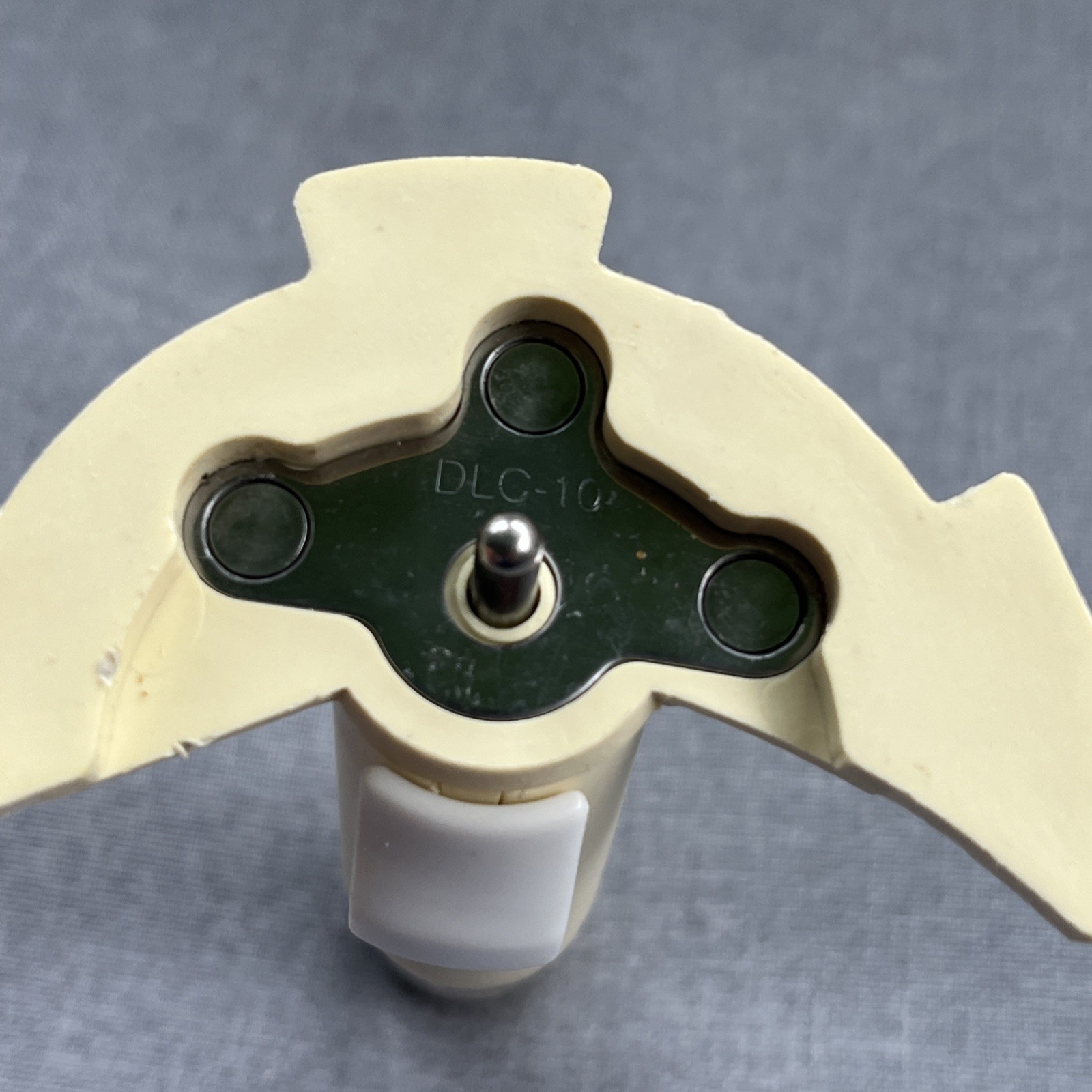 Cuisinart DLC-10 Pro Classic Process Disc Blade Stem DLC-139ATX Replacement Part