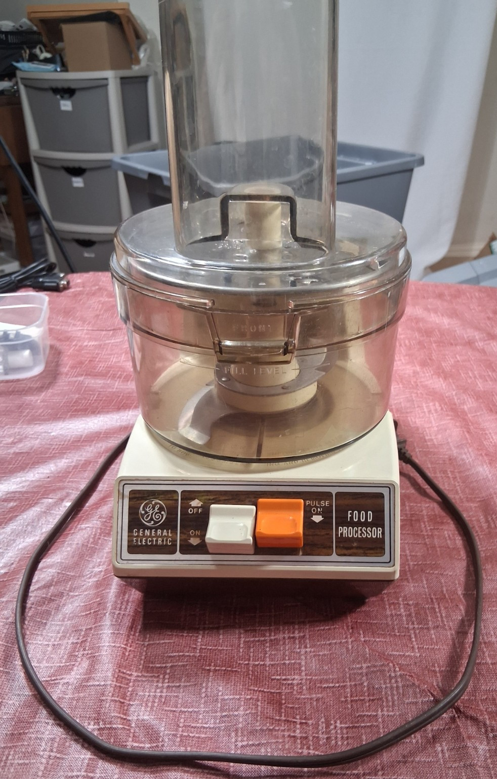 Vintage GE FOOD PROCESSOR / SLICER D1-4200 360W Made in USA