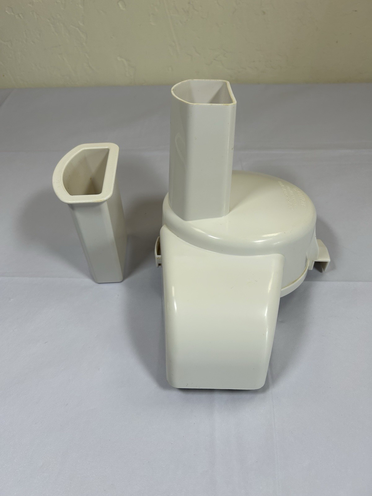 Sunbeam Model 14181 Oskar Food Processor Replacement Part Lid Shute & Pusher