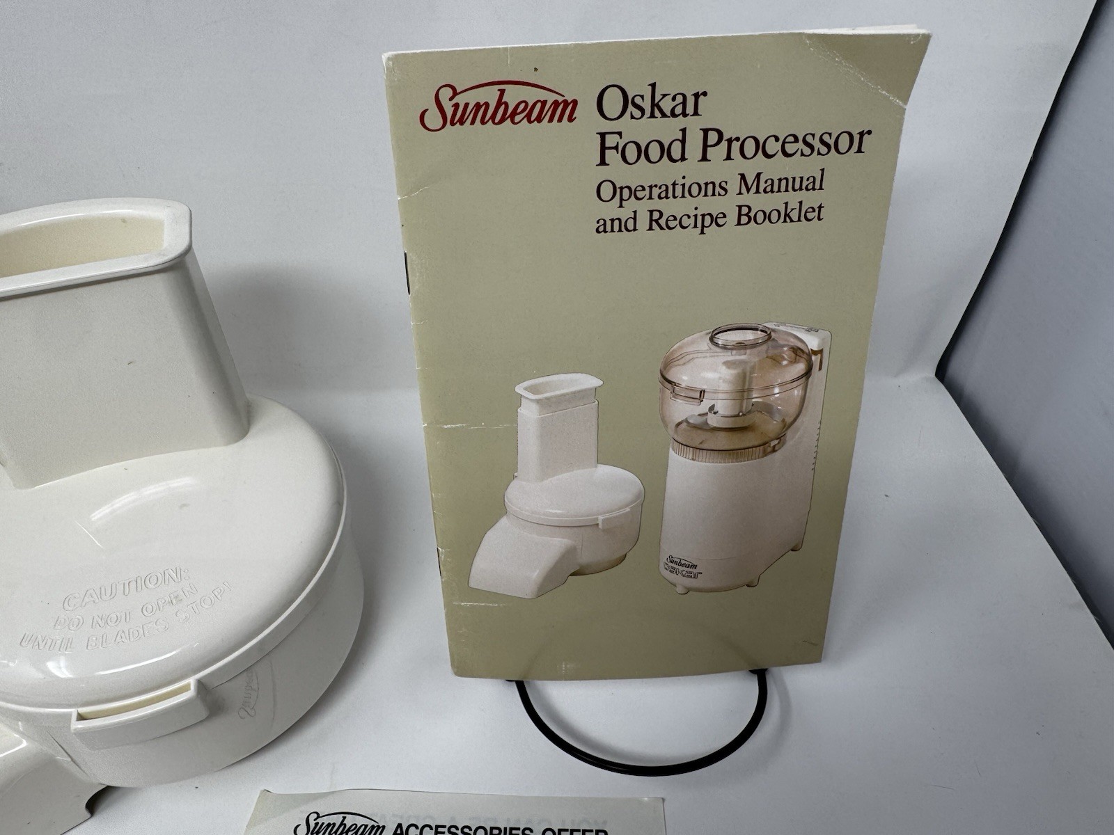 Sunbeam Oskar 14081 Food Processor Complete w/ Manual & Attachments (See Video)