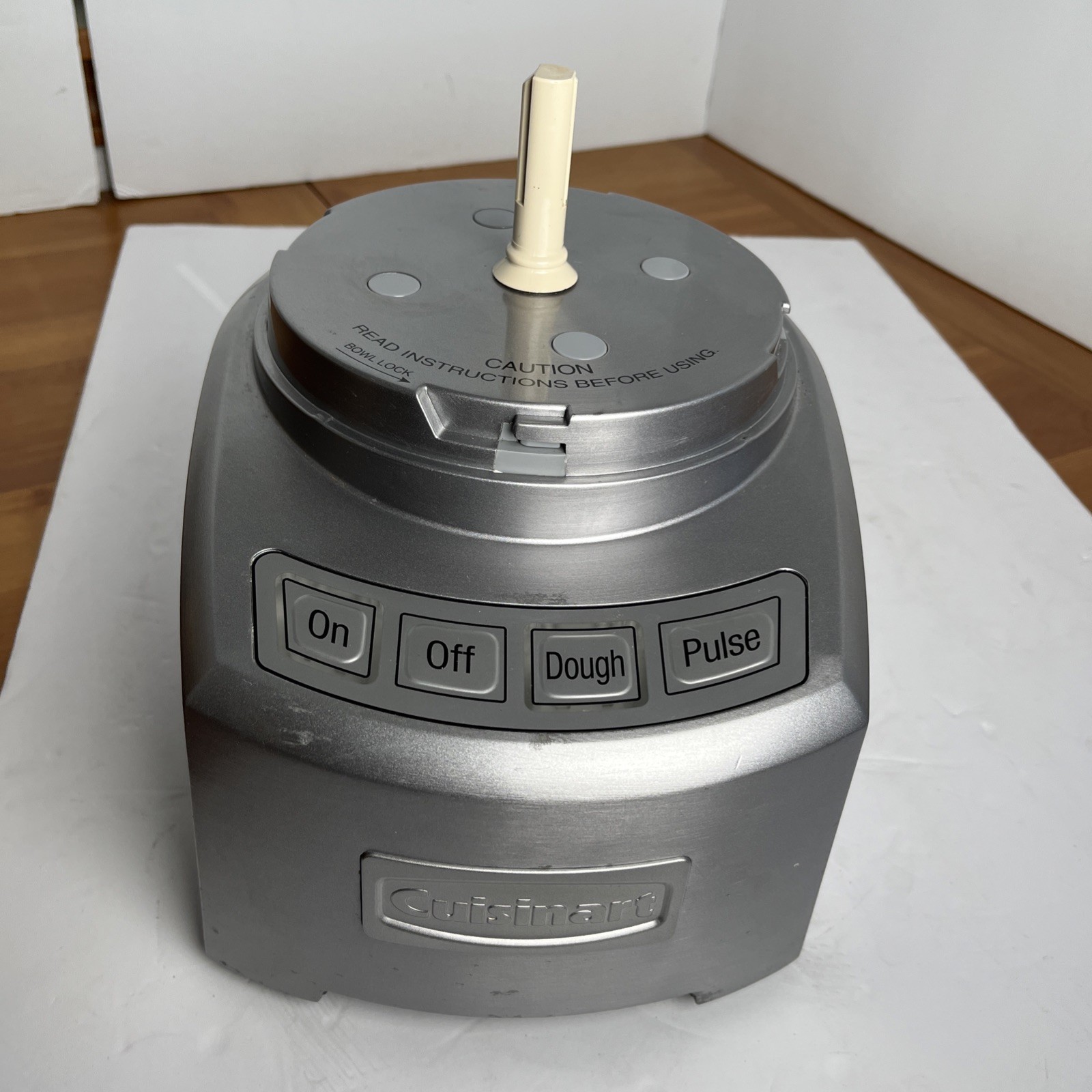 CUISINART Motor Base FP14DC Food Processor w/ Retractable Cord Only TESTED WORKS