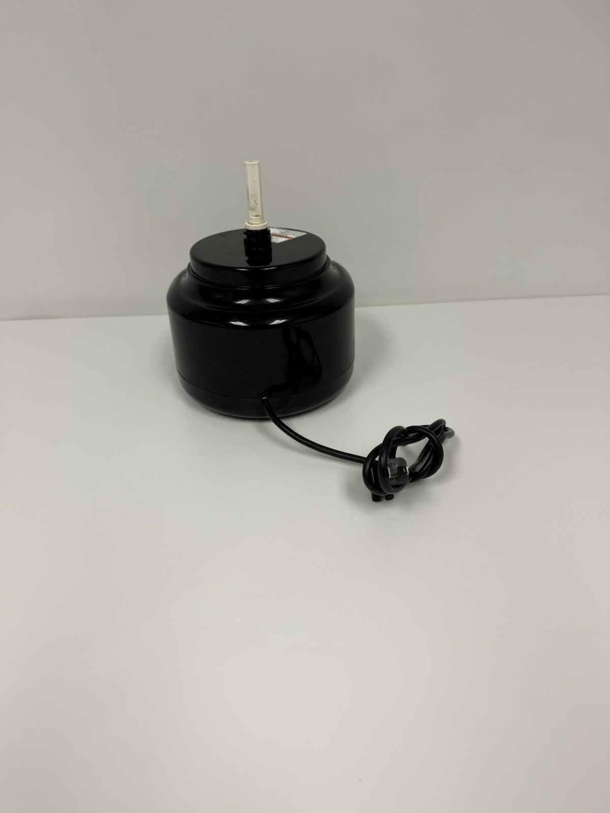 Kitchen Aid 7-Cup Food Processor Model KFP7200B1 Motor Base Only Working Black