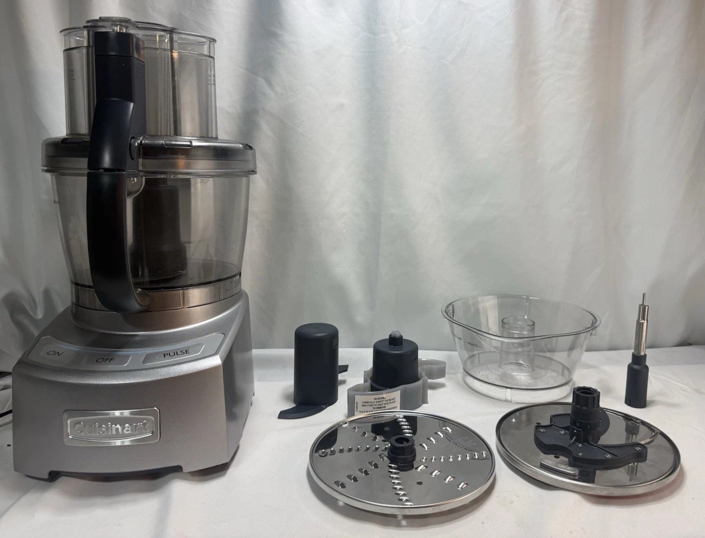 Cuisinart Elite Collection 12-Cup Food Processor CFP-24DCNPC 120V