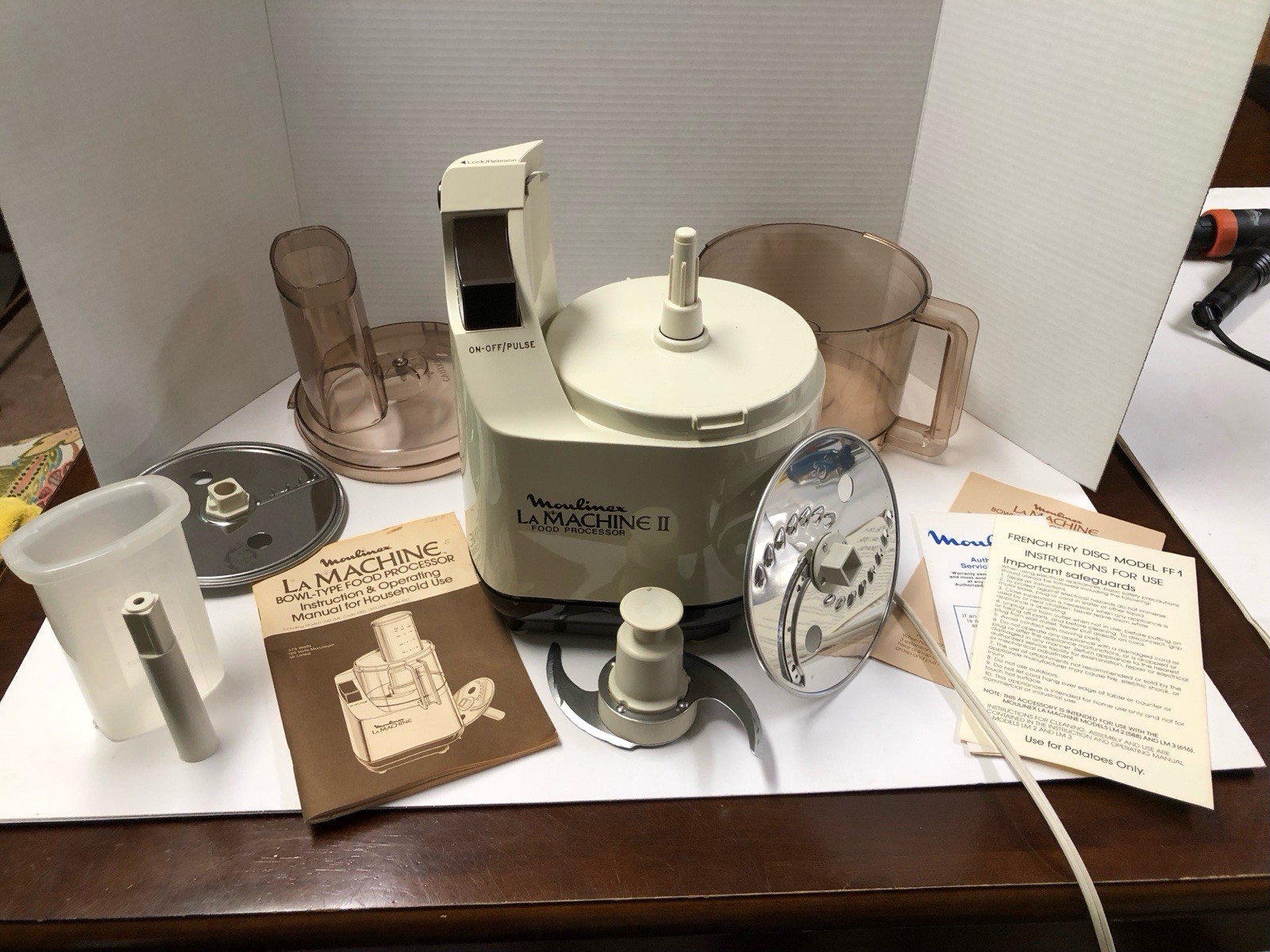Vintage Moulinex La Machine II LM2 Food Processor – Clean and Working(See Video)