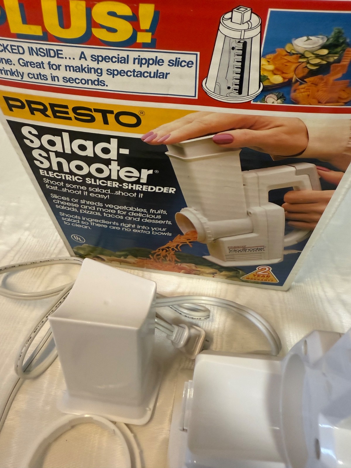 PRESTO SALAD SHOOTER PLUS ELECTRIC SLICER SHREDDER #02915