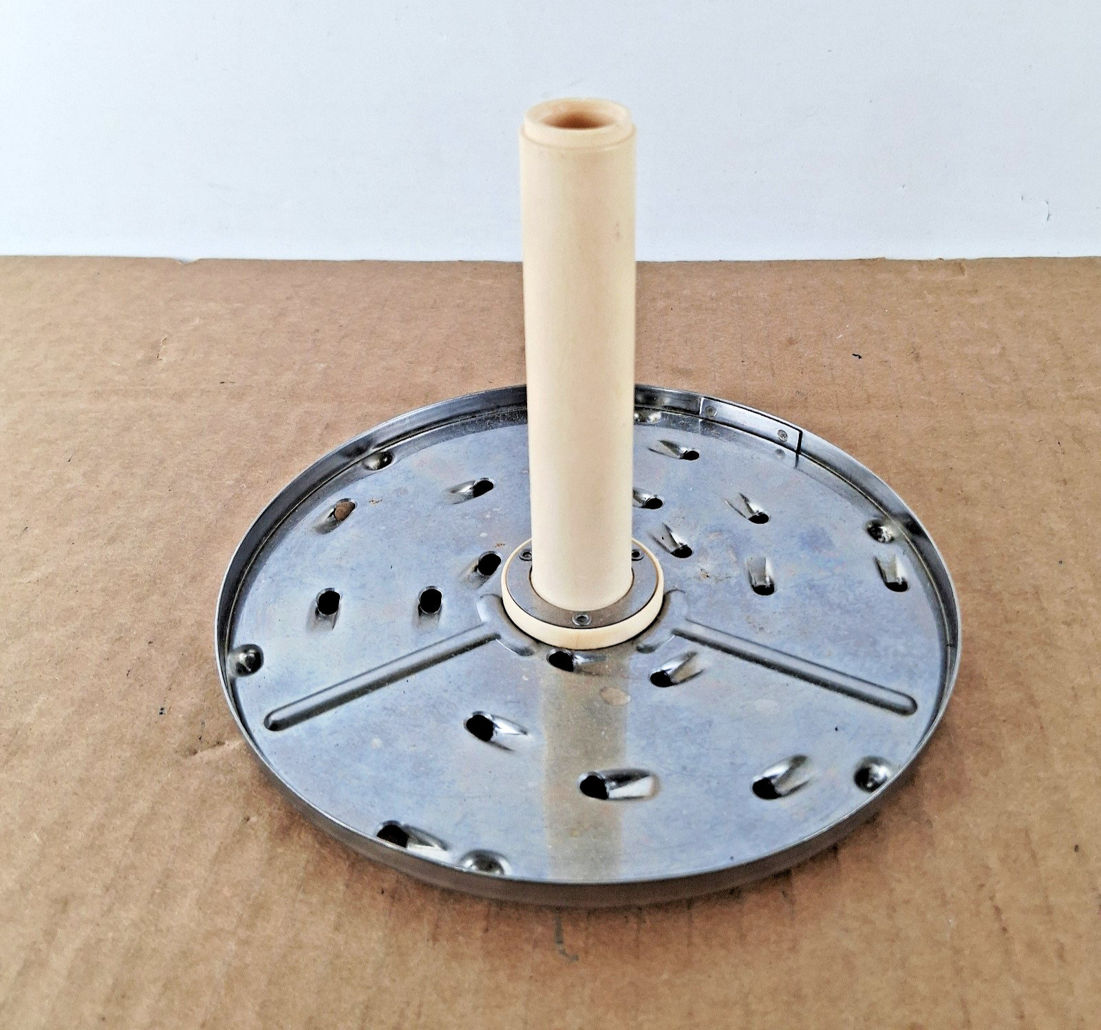 Cuisinart DLC‑10 Medium Shredding Slicing Disc Free Shipping