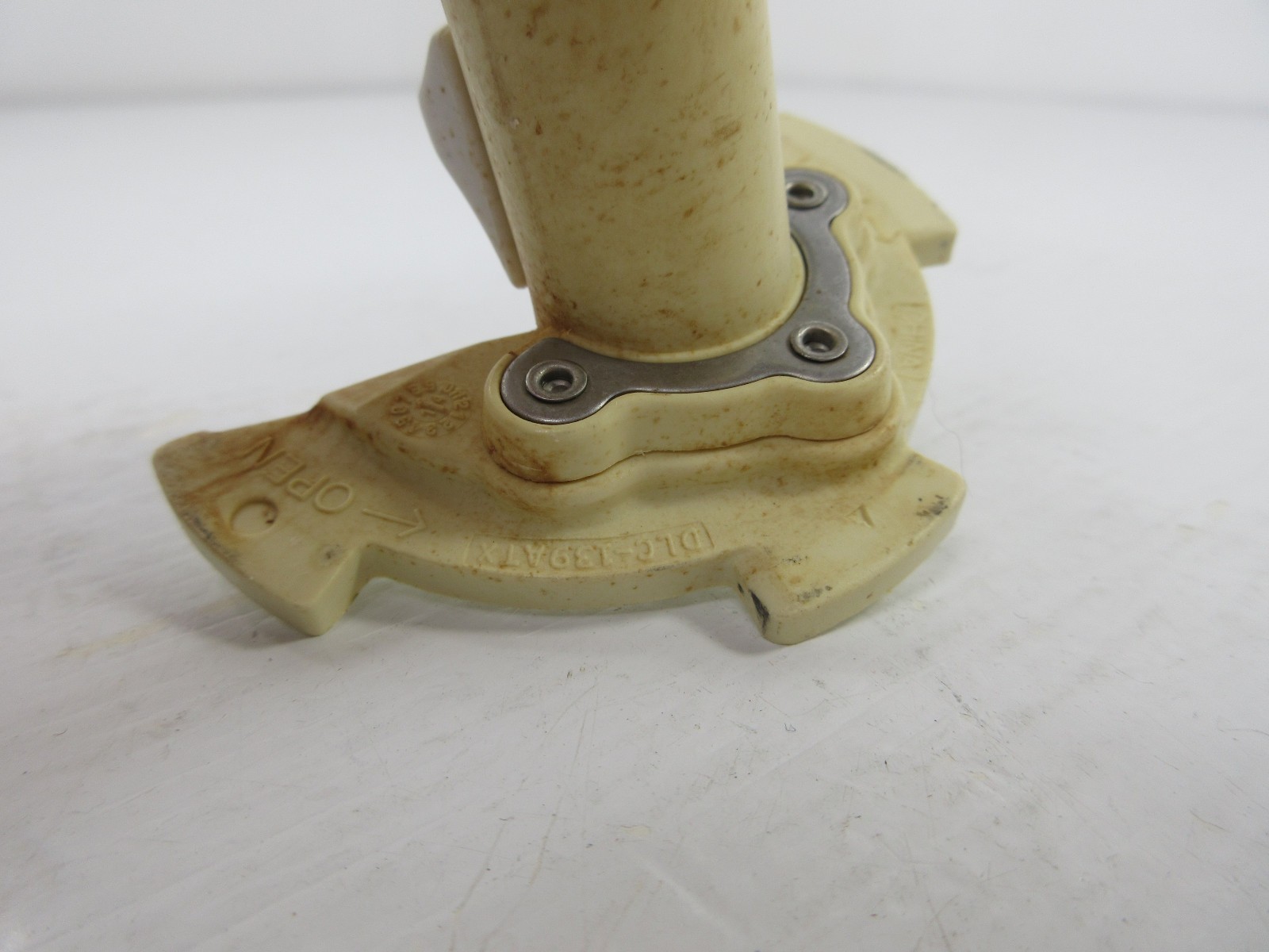 Cuisinart Pro Classic Food Processor DLC-10S Replacement Part Stem DLC-139ATX