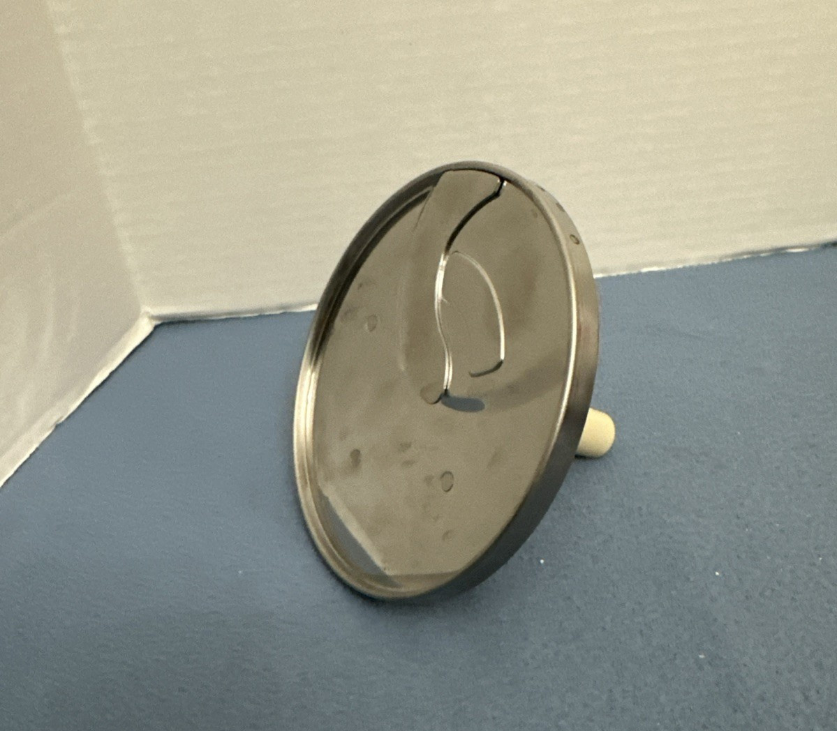 Cuisanart DLC-10 Number 4, DLC-144 Disc with DLC-10 Stem