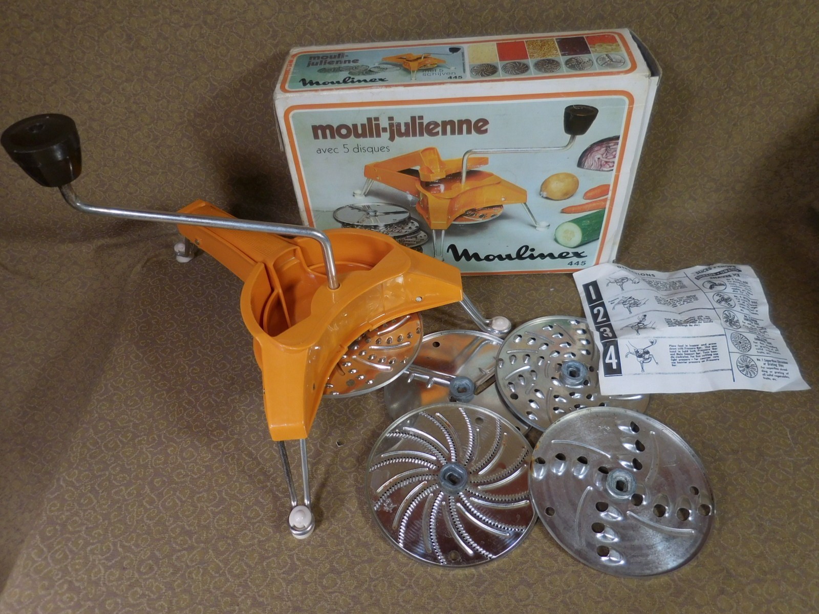 Vintage Moulinex 445 Mouli-Julienne w 5 Disc Food Chopper Slicer Shredder in Box