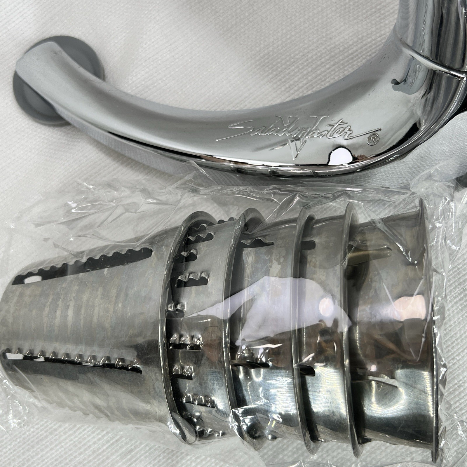 Saladmaster V Machine Food Processor Vegetable Slicer Shredder Chopper 5 Cones