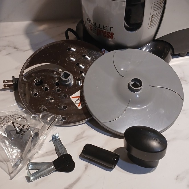 Bullet Express Food Processor Silver/Black w Bowl Lid Pusher Slicing Disc
