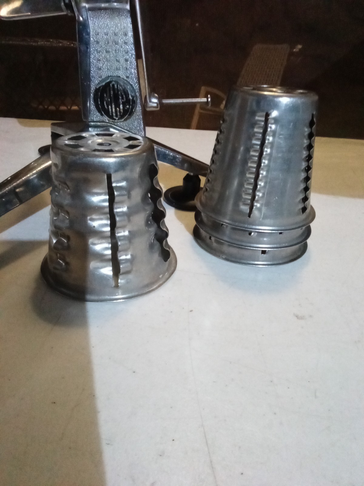 VINTAGE MCP Saladmaster Food Processor Chopper Shredder Slicer w/ 4 Cones