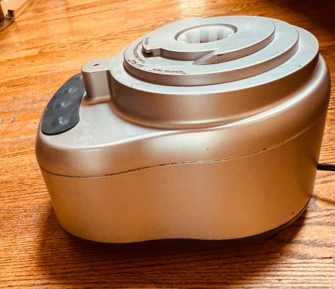 Cuisinart Elemental 13 Cup Food Processor Motor Base Replacement Part CFP-26SVPC